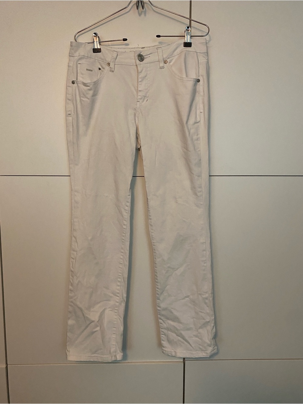 JAG White Straight-Leg Jeans 8P